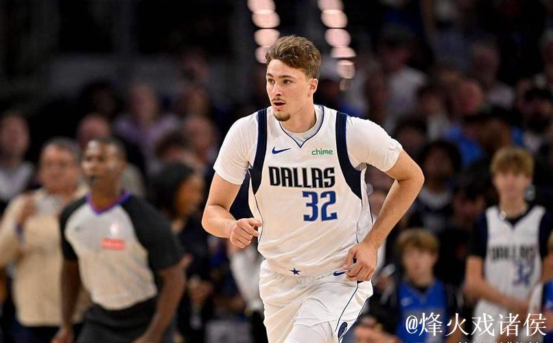 弗拉格首节14分2板2助，独行侠拿到43分创赛季首节得分新高