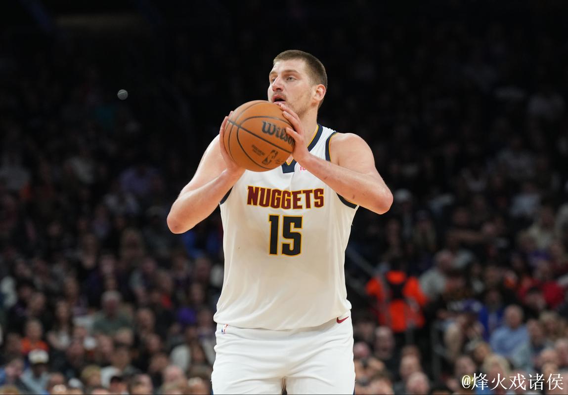 约基奇生涯第13次单场至少35分15板10助,与大O并列历史第一 约基奇生涯第13次单场至少35分15板10助,与大O并列历史第一