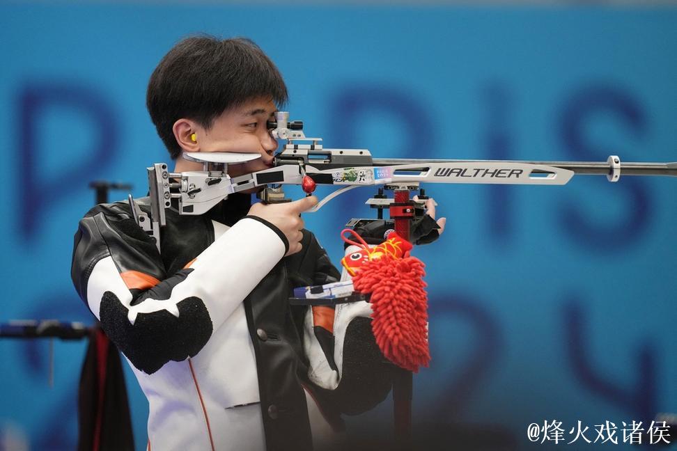 中国队勇夺世锦赛男子50米步枪卧射团体冠军,刷新世界纪录! 中国队勇夺世锦赛男子50米步枪卧射团体冠军,刷新世界纪录!