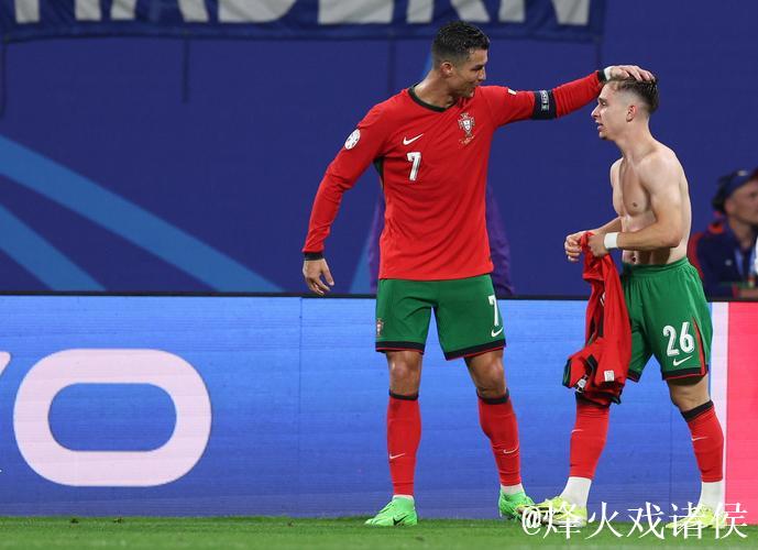 小孔塞桑破门 葡萄牙2-1逆转德国挺进欧国联决赛